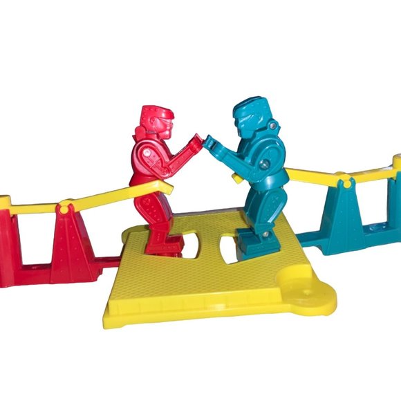 Mattel Rock'em Sock'em Robots Fast Fun Game Mini Travel Size Toy - Picture 5 of 11